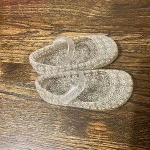 Old Navy jellies, excellent condition, girls 6C